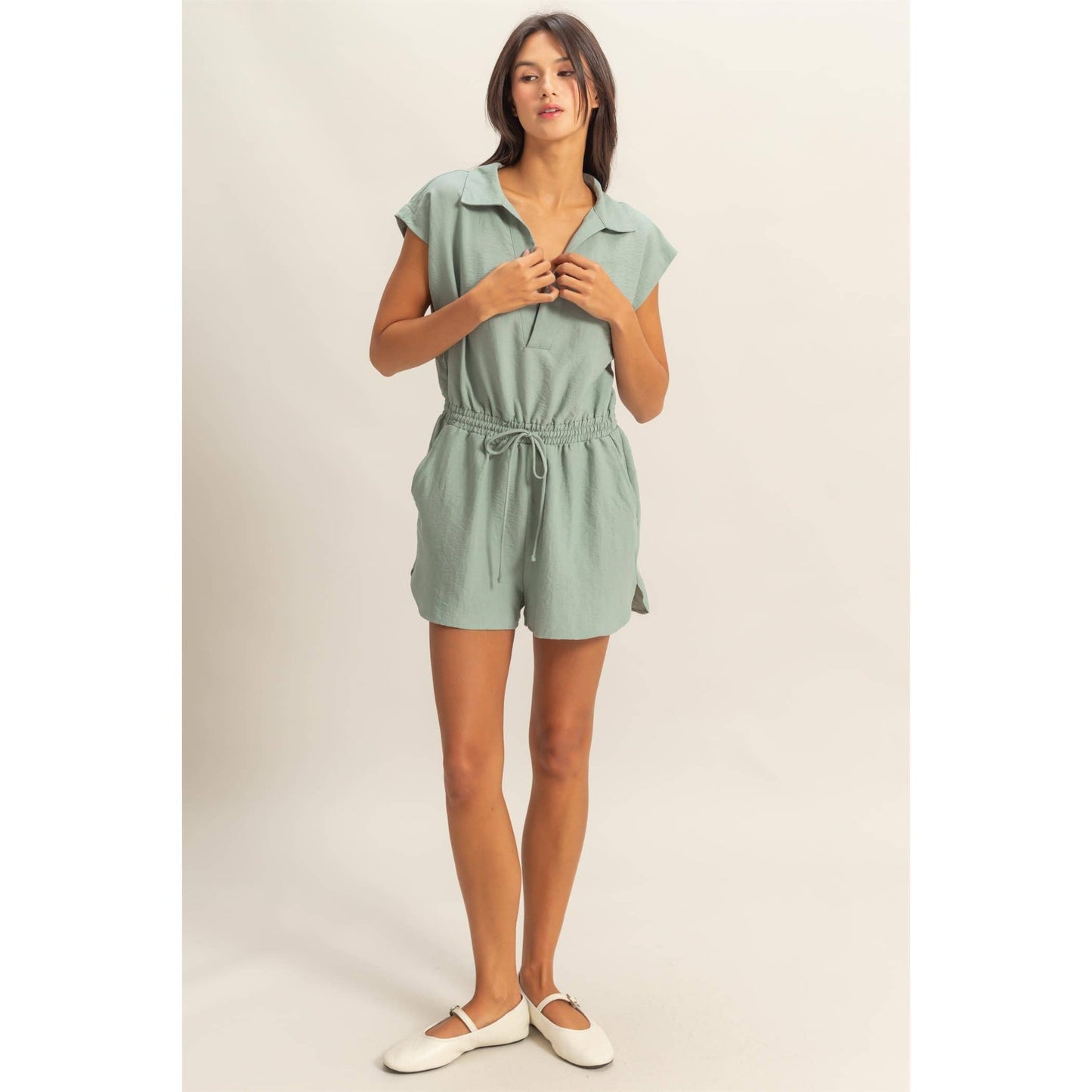 DZ25C253-Collared Romper with Buttonless Placket: BLACK / S-M-L(2-2-2)