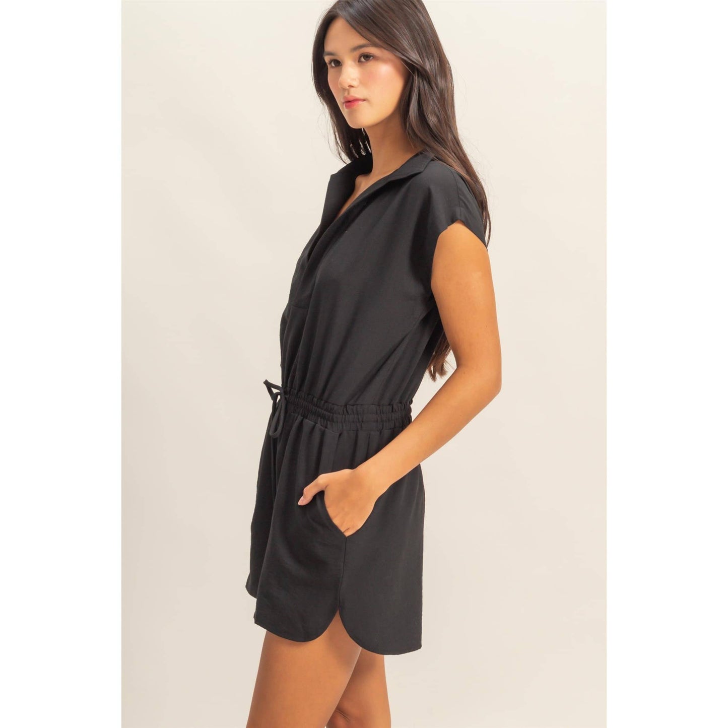 DZ25C253-Collared Romper with Buttonless Placket: BLACK / S-M-L(2-2-2)