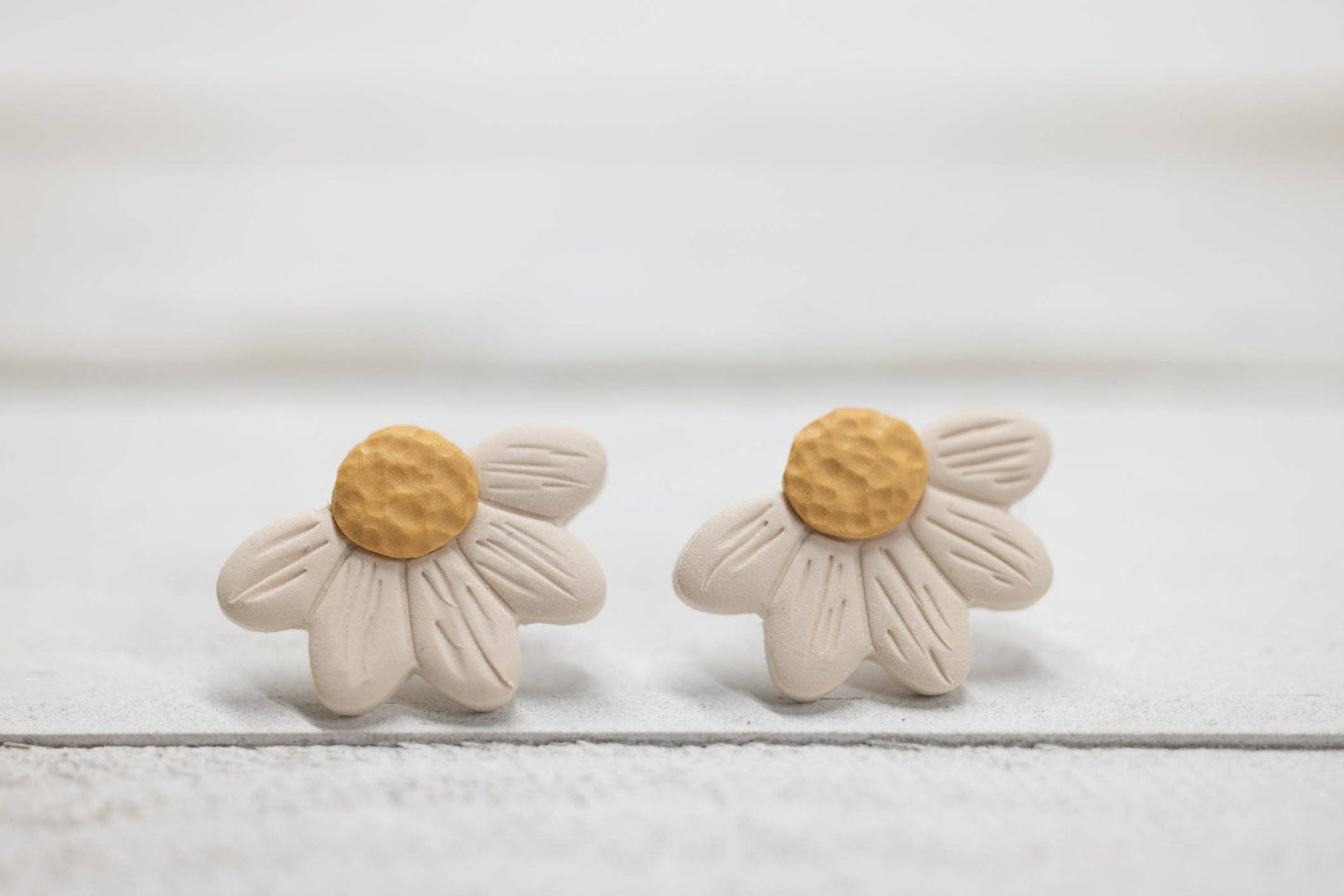 Daisy Studs