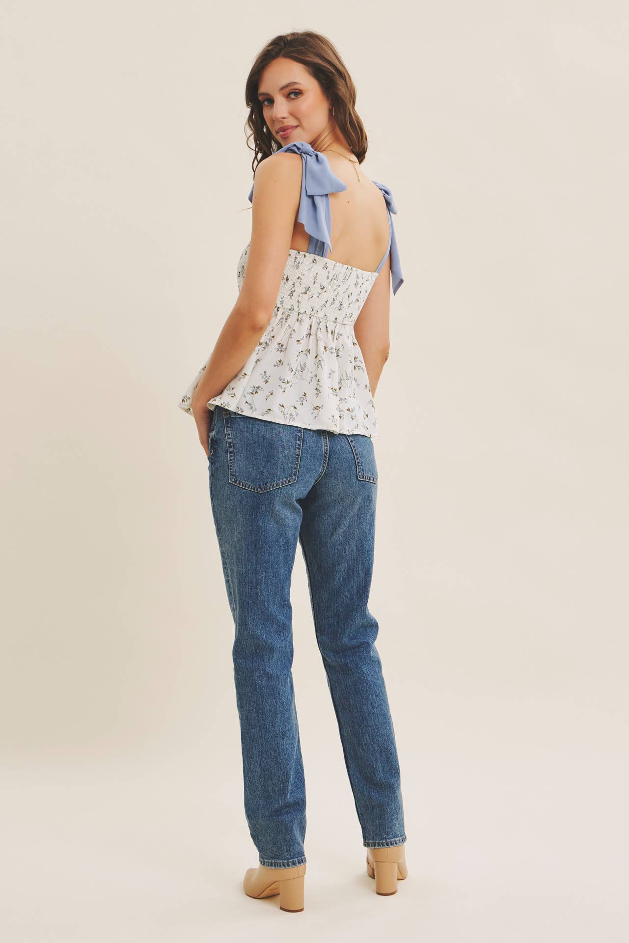 ROMANTIC FLORAL FLOWY SMOCKED TOP WITH BOW STRAPS : IVORY/BLUE / M