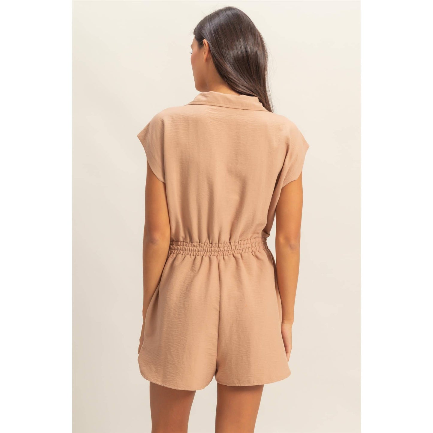 DZ25C253-Collared Romper with Buttonless Placket: BLACK / S-M-L(2-2-2)
