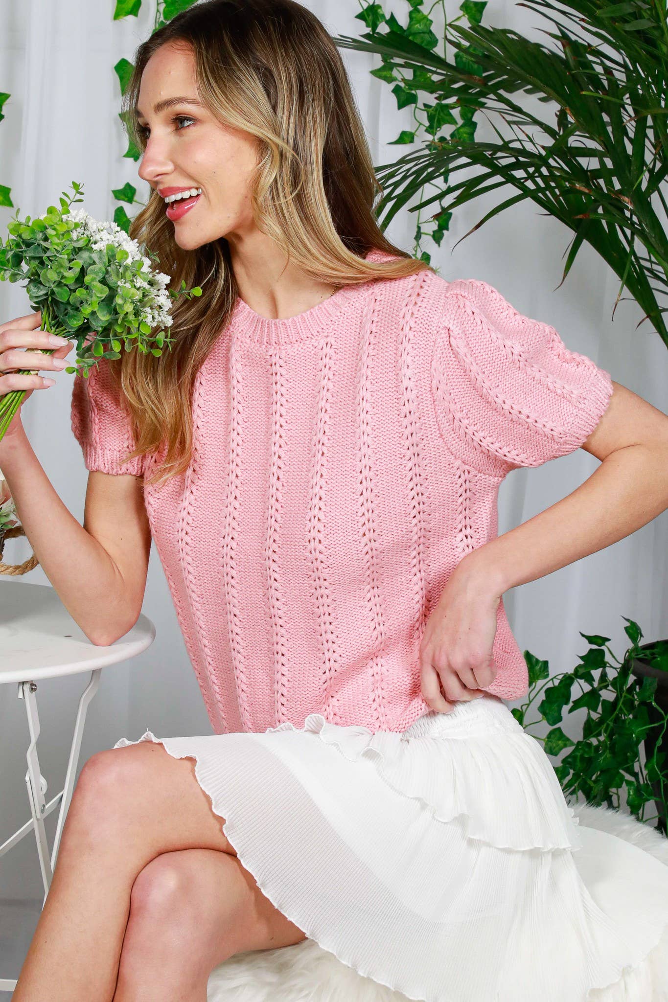 High Rise Tiered Pleated Elastic Smocked Mini Skirt VS81980: Off White / L