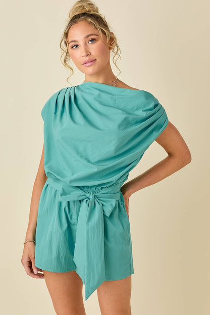 Draped unbalanced drop shoulder romper: AQUA / L