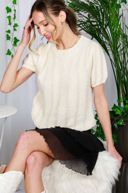 High Rise Tiered Pleated Elastic Smocked Mini Skirt VS81980: Off White / L