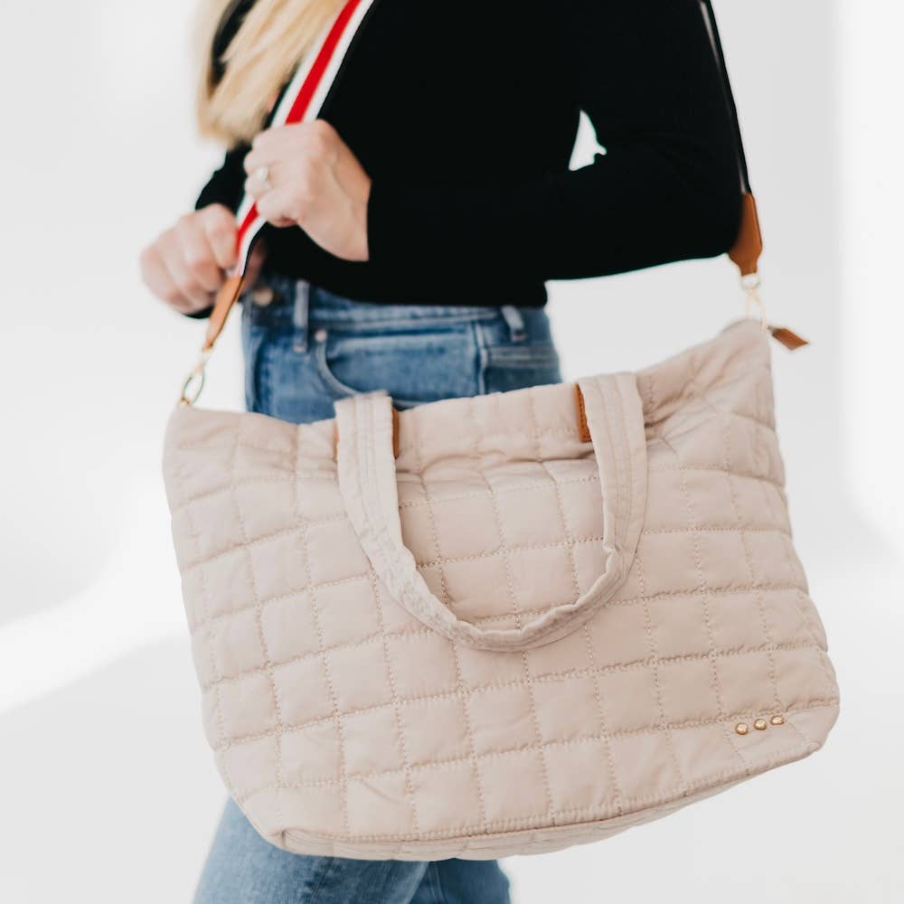 Day Dreamer Quilted Tote Bag: Orange