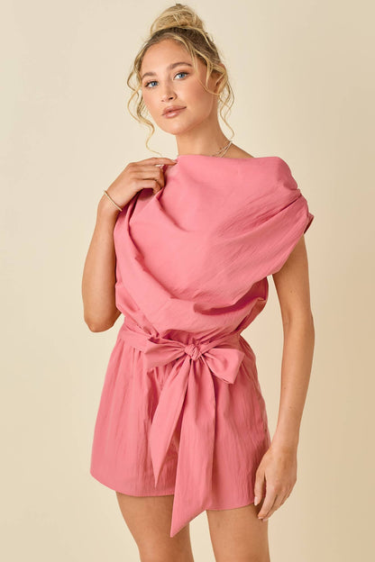 Draped unbalanced drop shoulder romper: AQUA / L