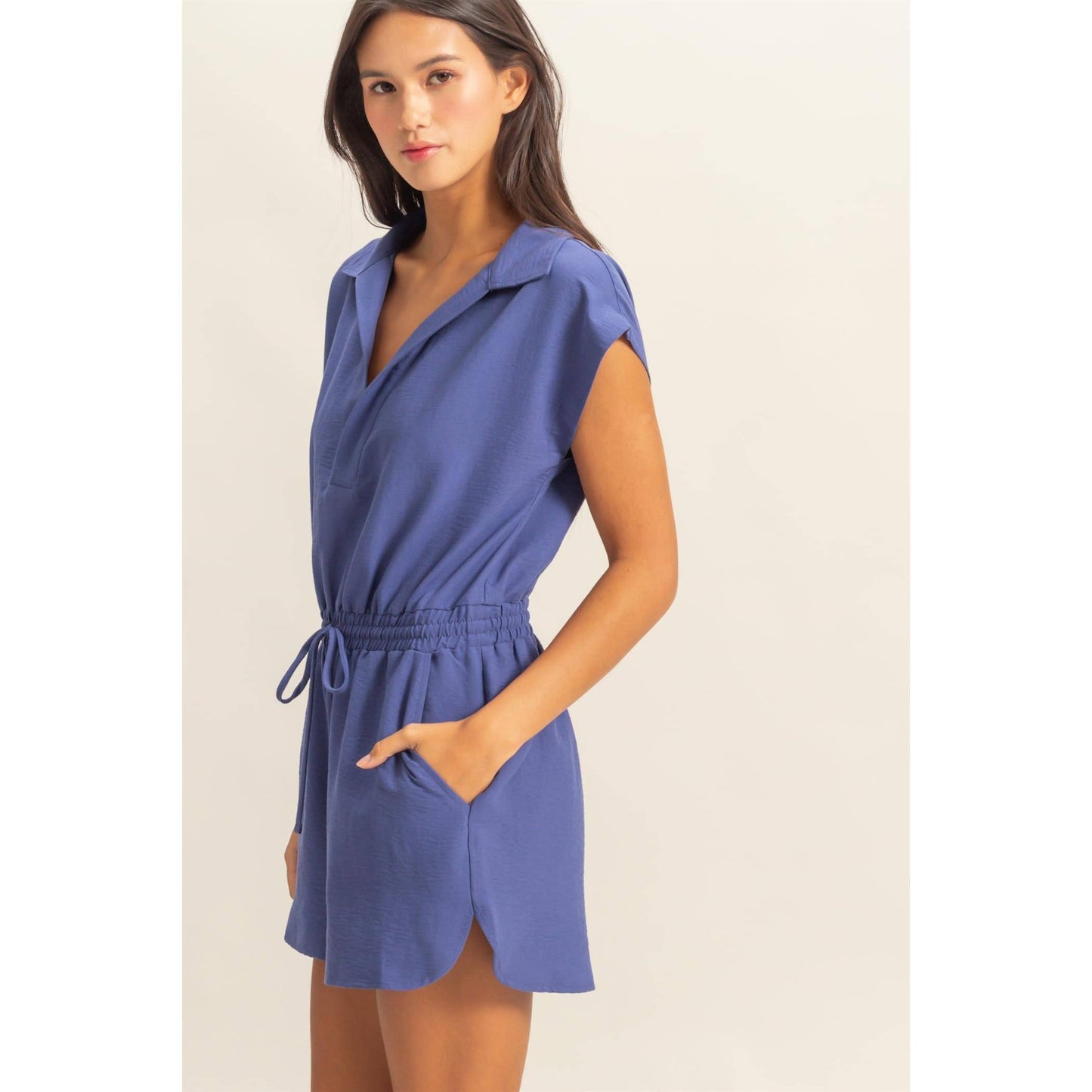 DZ25C253-Collared Romper with Buttonless Placket: BLACK / S-M-L(2-2-2)