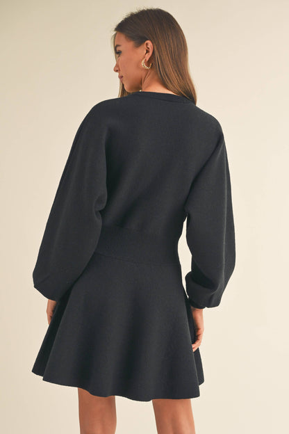 D2660   BALLON SLEEVE SWEATER DRESS: BLACK / M