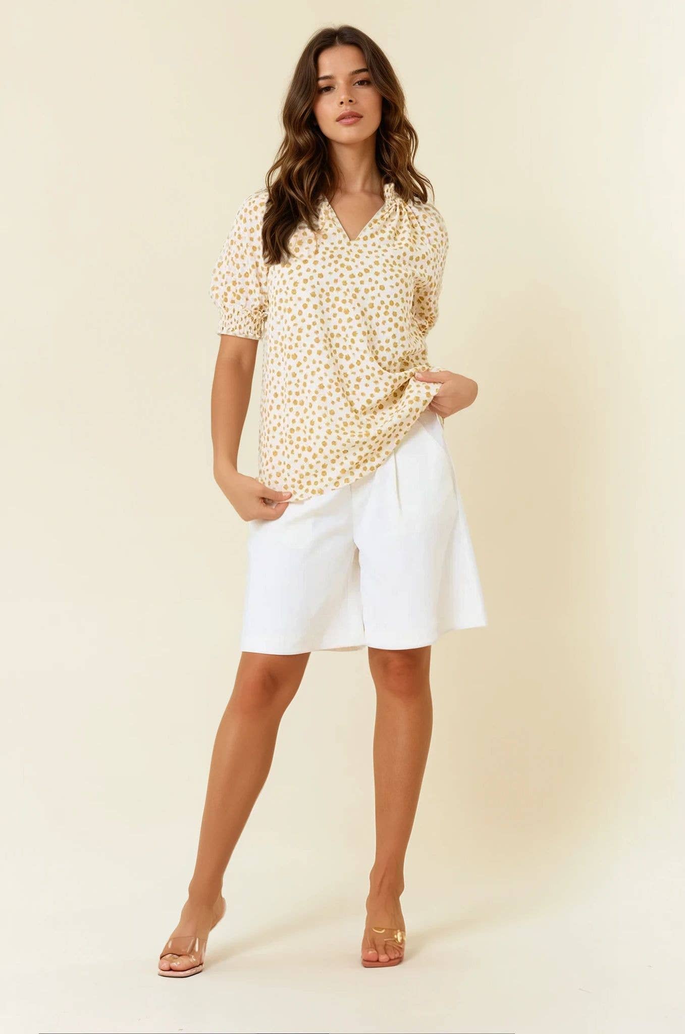 JACQUARD DOT PRINT SHORT SLEEVE BLOUSE - 44497T: MUSTARD / S