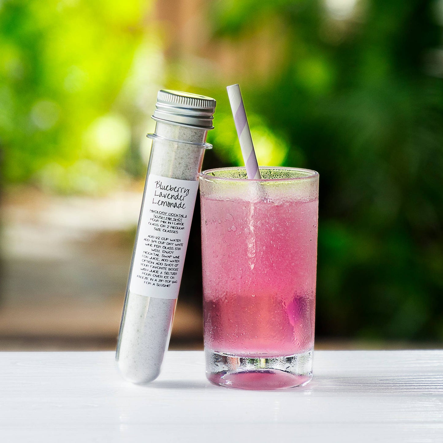 Cocktail Mix Shots: Love Potion #9