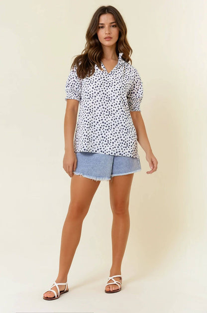 JACQUARD DOT PRINT SHORT SLEEVE BLOUSE - 44497T: MUSTARD / S