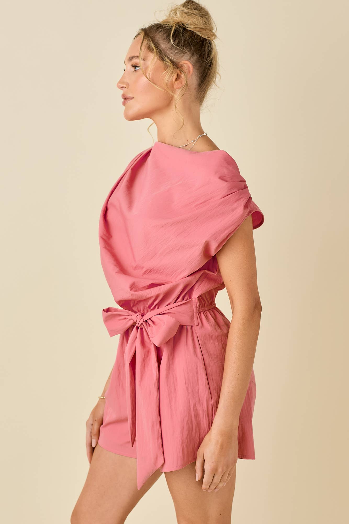 Draped unbalanced drop shoulder romper: AQUA / S