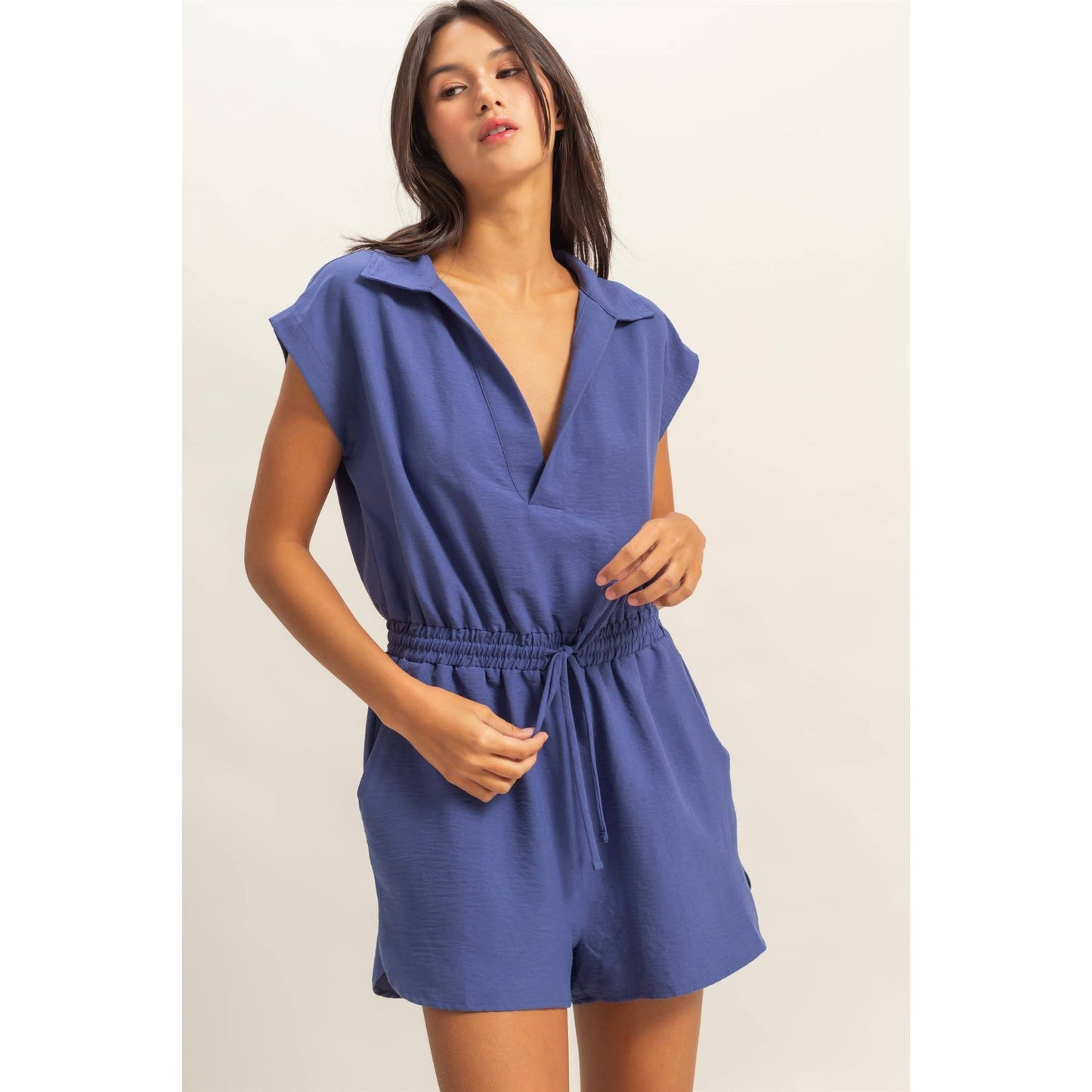 DZ25C253-Collared Romper with Buttonless Placket: BLACK / S-M-L(2-2-2)