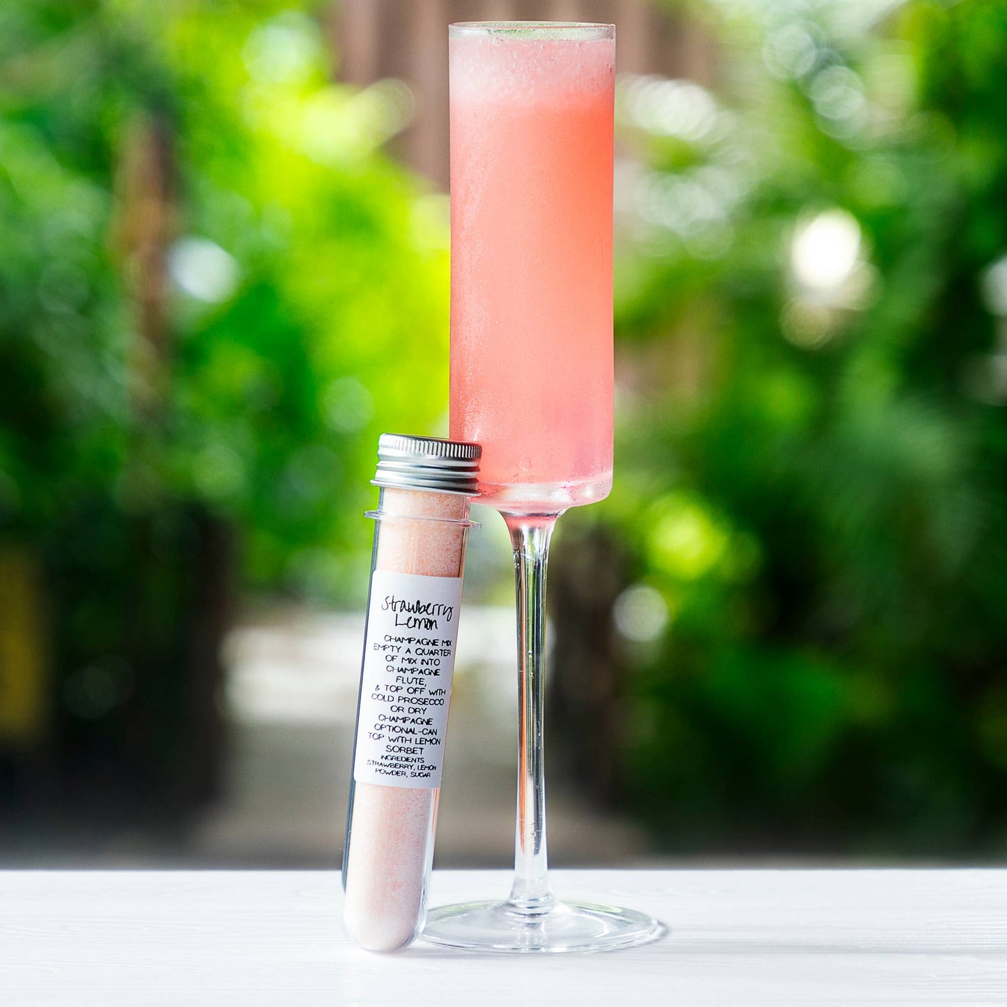 Cocktail Mix Shots: Love Potion #9