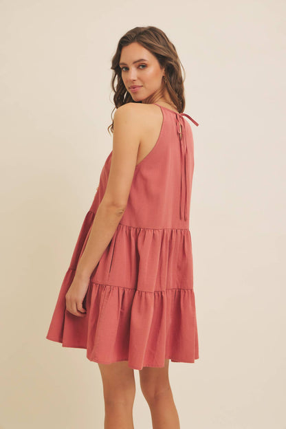 LACE CONTRAST HALTER NECK MINI DRESS WITH TIERED RUFFLES: CLAY / L