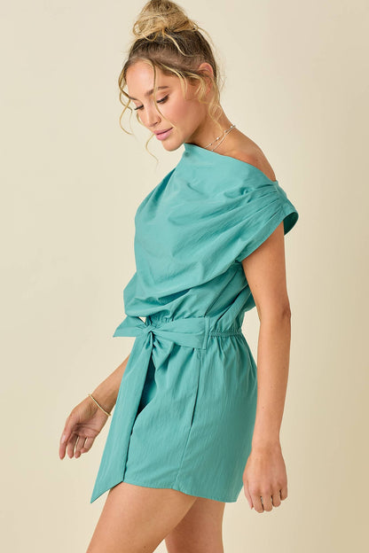 Draped unbalanced drop shoulder romper: AQUA / L