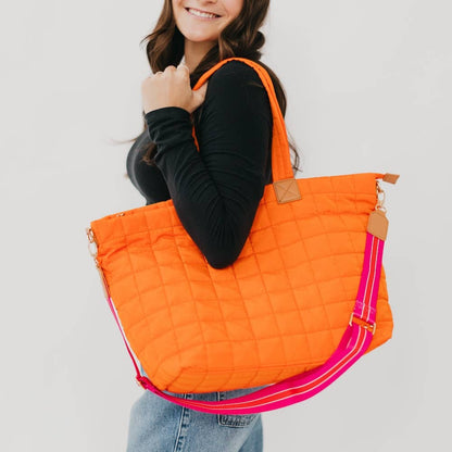 Day Dreamer Quilted Tote Bag: Orange